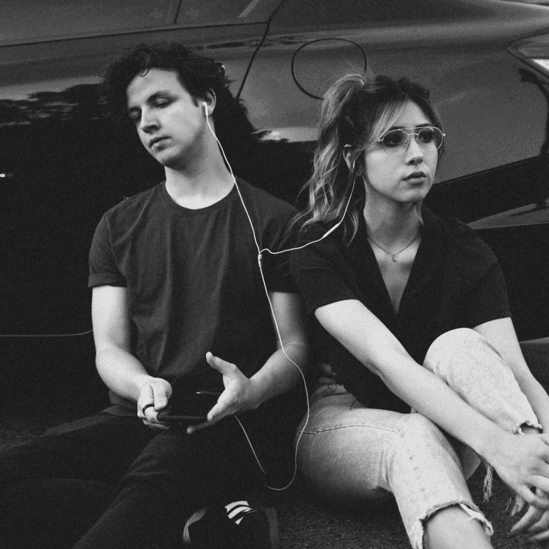 How Defensiveness is Ruining your Relationships-& What to do Instead.